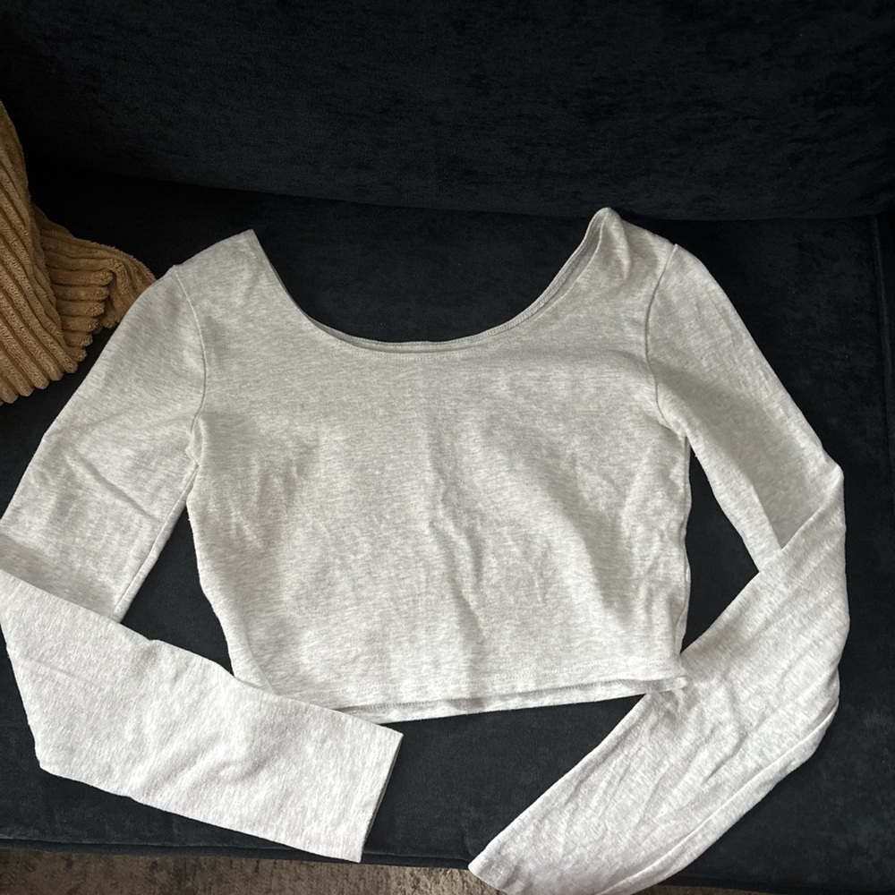 Brandy Melville Light Grey Crop Blouse